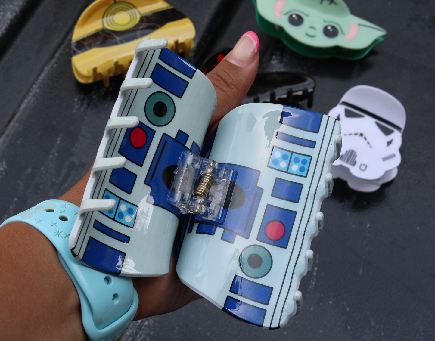 Blue Droid Claw Clip