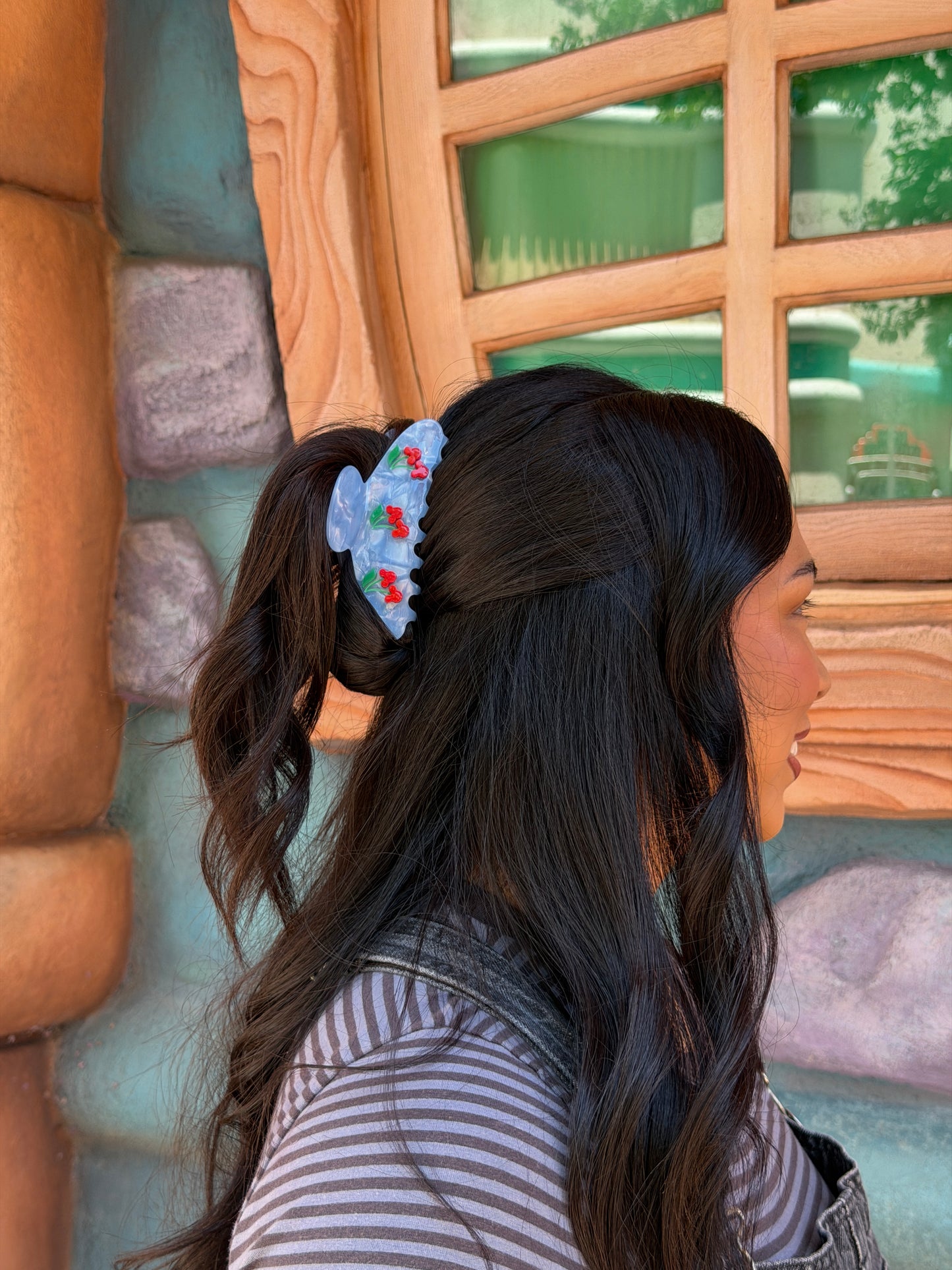 Cherry Claw Clip