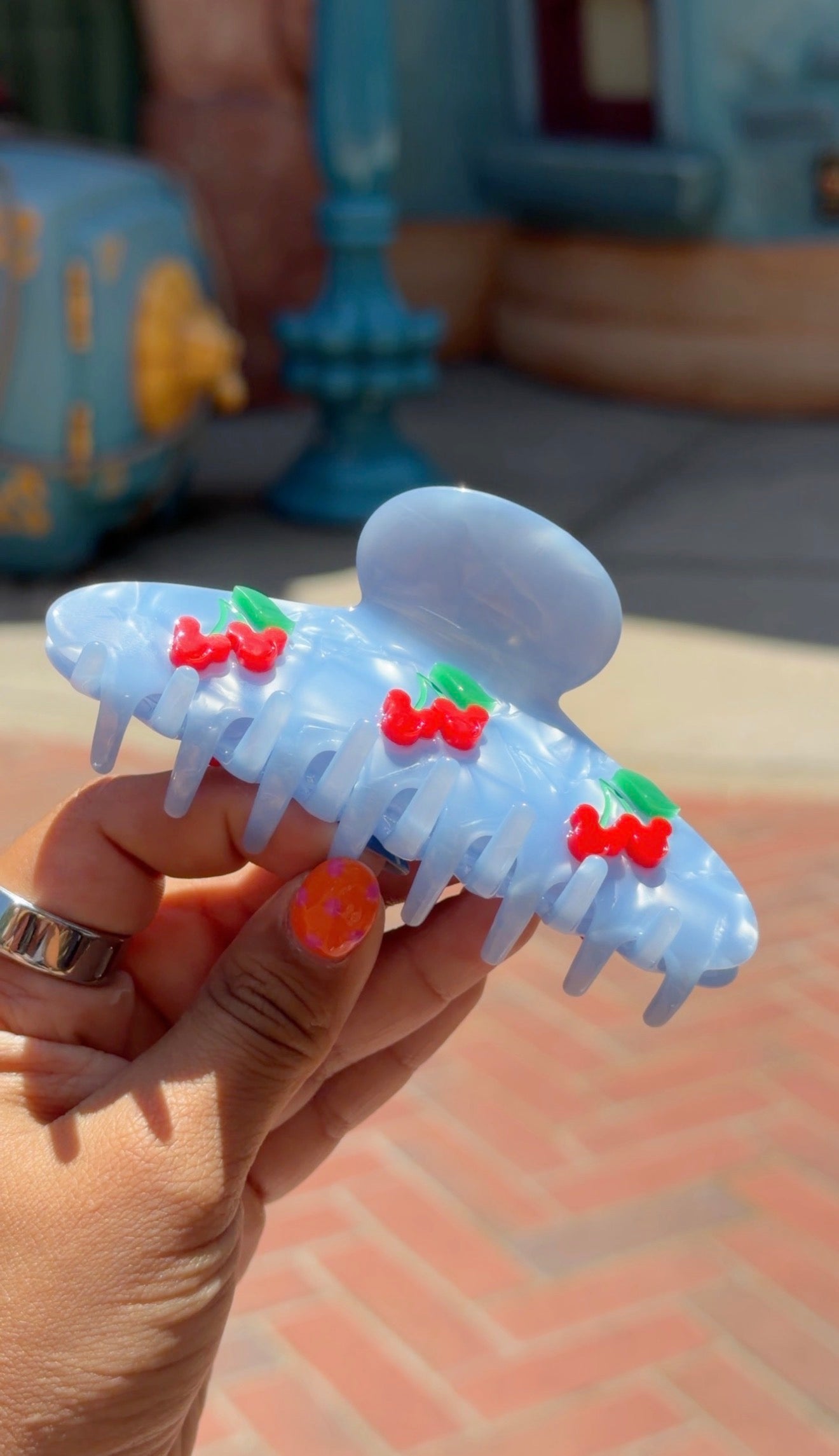 Cherry Claw Clip