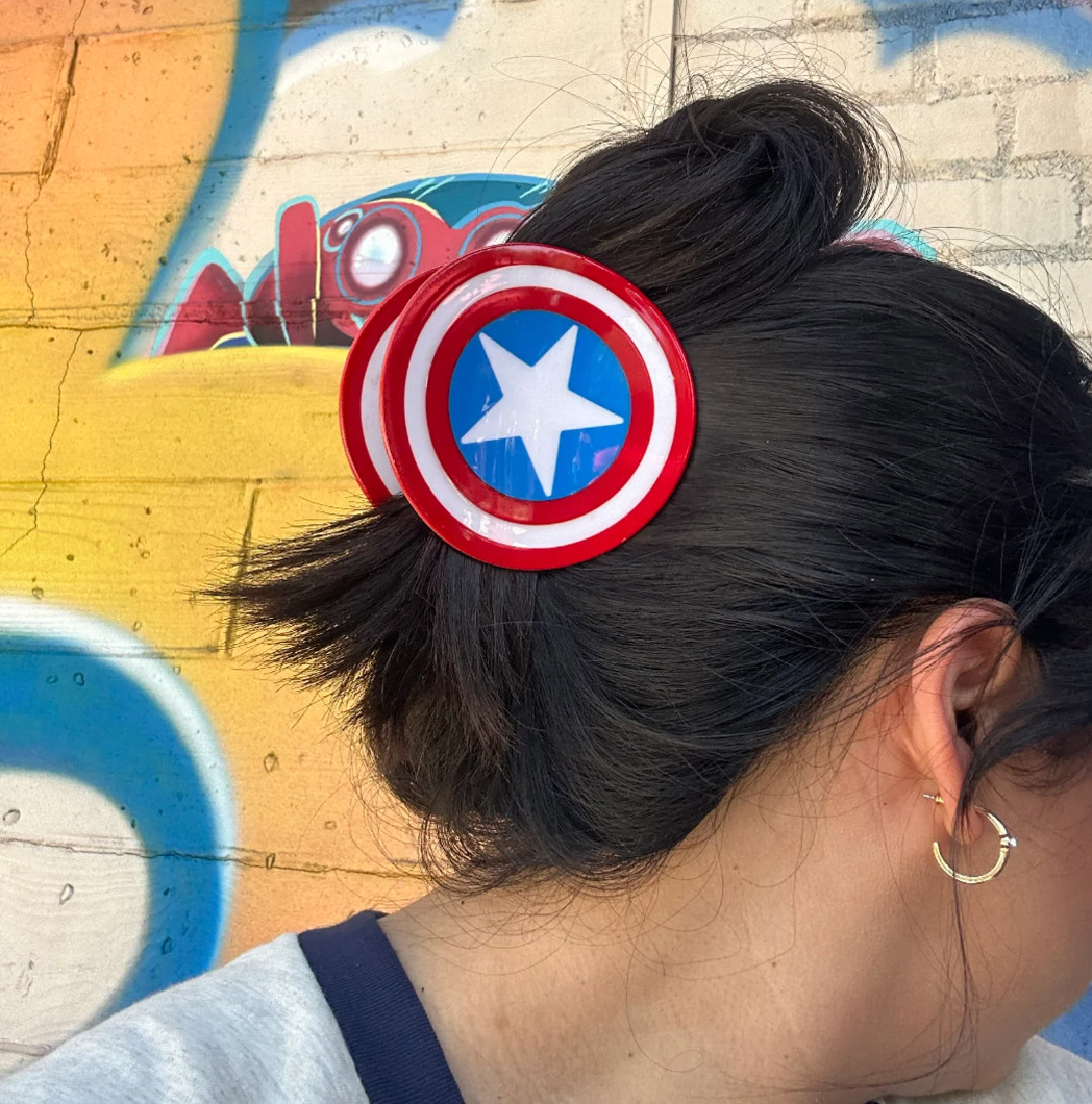 Captain America Claw Clip
