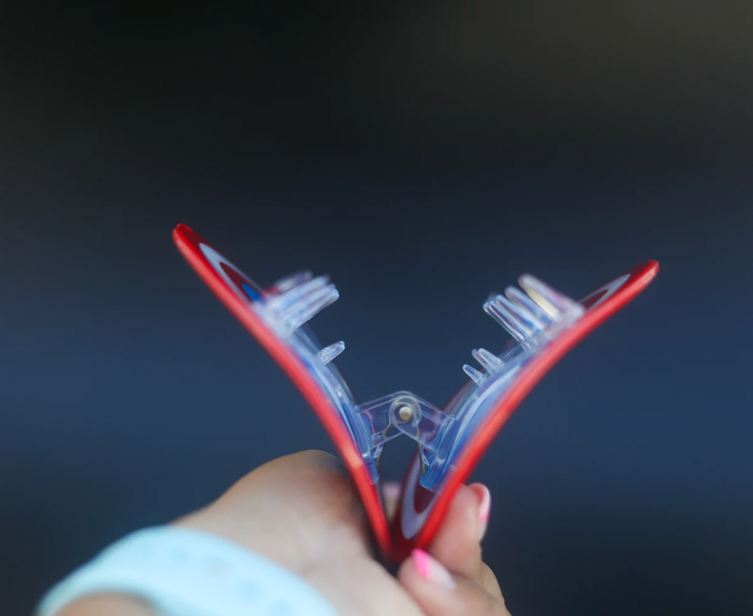 Captain America Claw Clip