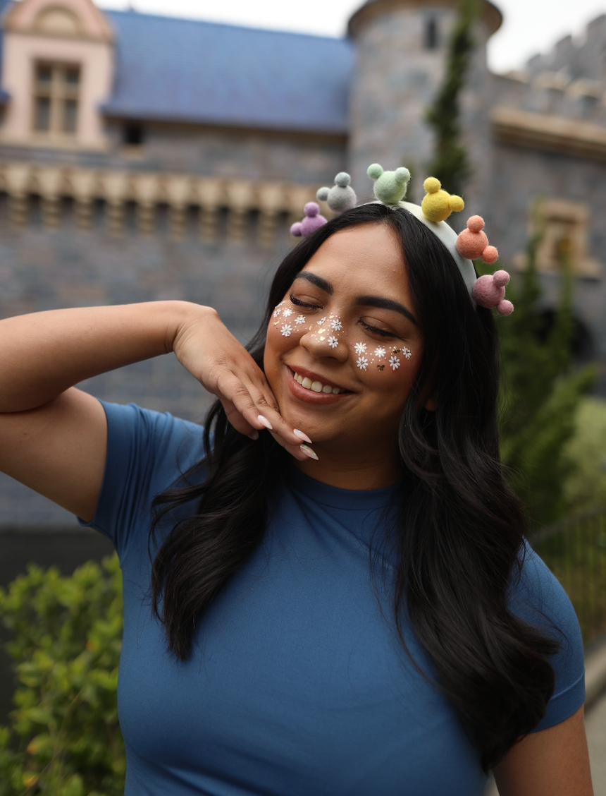 DAISY Pixie Dust Freckles
