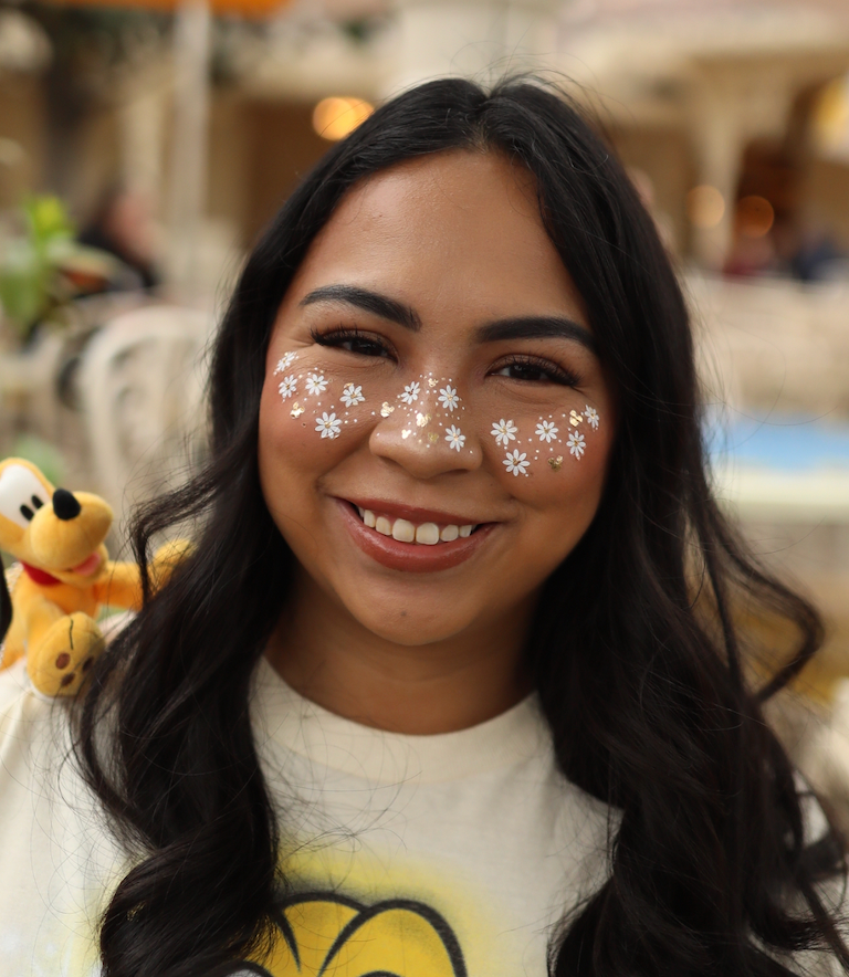 DAISY Pixie Dust Freckles